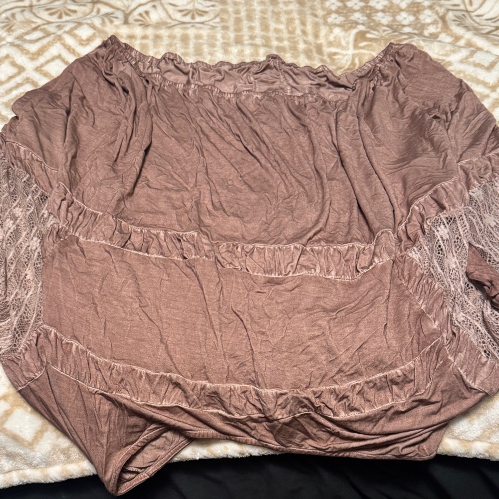POL Dusty Rose Lace Sleeve Top